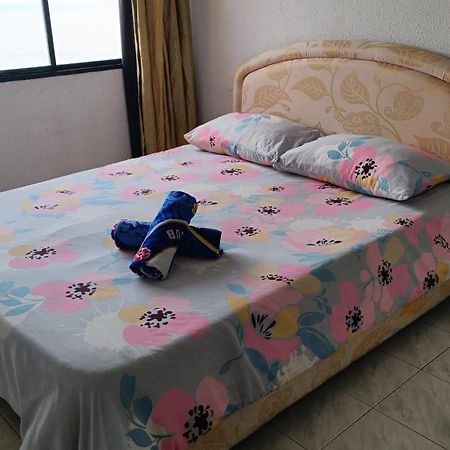 The Barn Private Home @ Sri Sayang Apartment バツーフェリンギビーチ エクステリア 写真